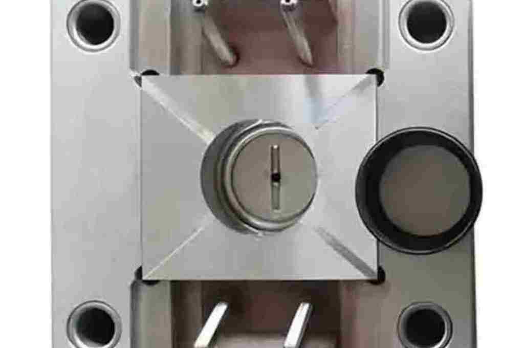 Injection-mold-exhaust-system